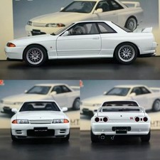 *SUPER RARE* Autoart 1/18 Nissan Skyline GT-R BNR32 V-Spec II Crystal White JDM