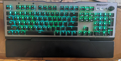 Roccat Vulcan 120 AIMO RGB Mechanical Gaming Wired Keyboard TITAN Brown Switches