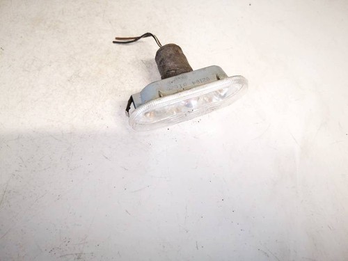 1j0949117 Seitenblinker (Kotflügelblinker) Vorne Rechts  Volkswa DE2299352-50