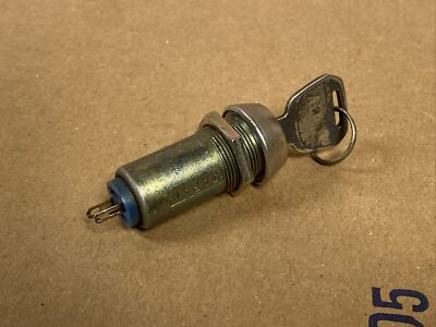 MITSUBISHI MAZATROL CAM T32B PANEL OPERATING PANEL 2-POSITION KEY SWITCH