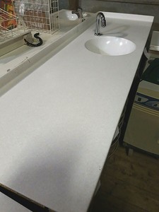 Arbeitsplatte Mit Waschbecken Fur Behandlungszeile Praxis Hell Meliert 9 Ebay