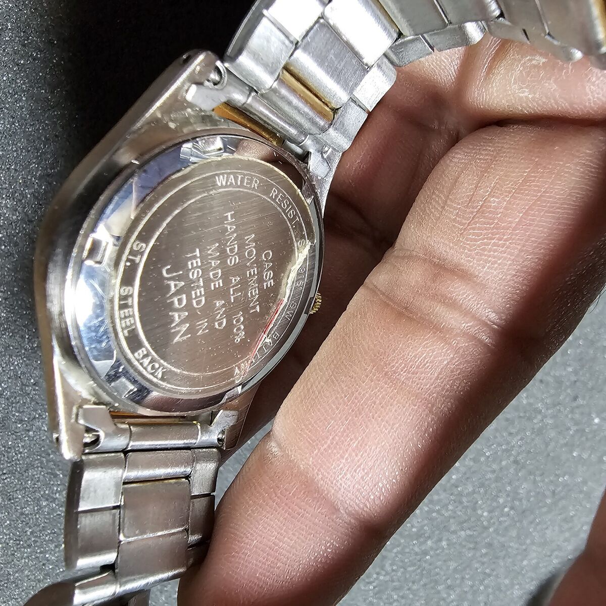 Vintage Genesis Ladies Quartz Watch Silver/Gold Tone Date Vintage Genesis Ladies Quartz Watch Silver/Gold Tone Date