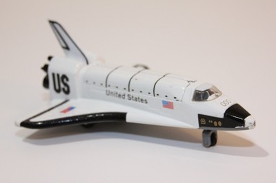 NASA Space Shuttle Discovery Die Cast Metal 7 Inch Pullback