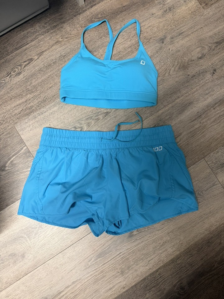 Lorna Jane Active Wear Sports Bra and Shorts set