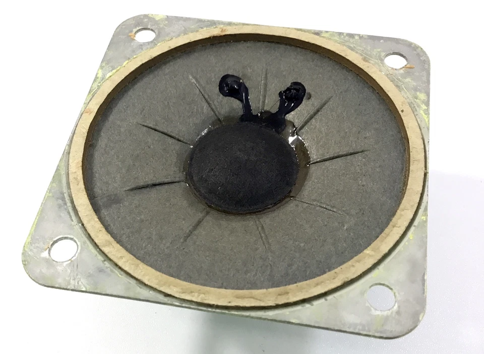 Динамик винтажный Fisher 3 дюйма твитер 8 Ом протестирован воспроизводит идеально аудио - Изображение 2 из 4