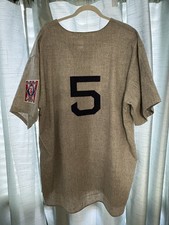 Top 10 Vintage Joe DiMaggio Cards 17