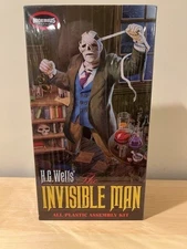 Lot of 3 kits - Moebius Invisble Man and Mars Attacks, MPC Barnabas Dark Shadows