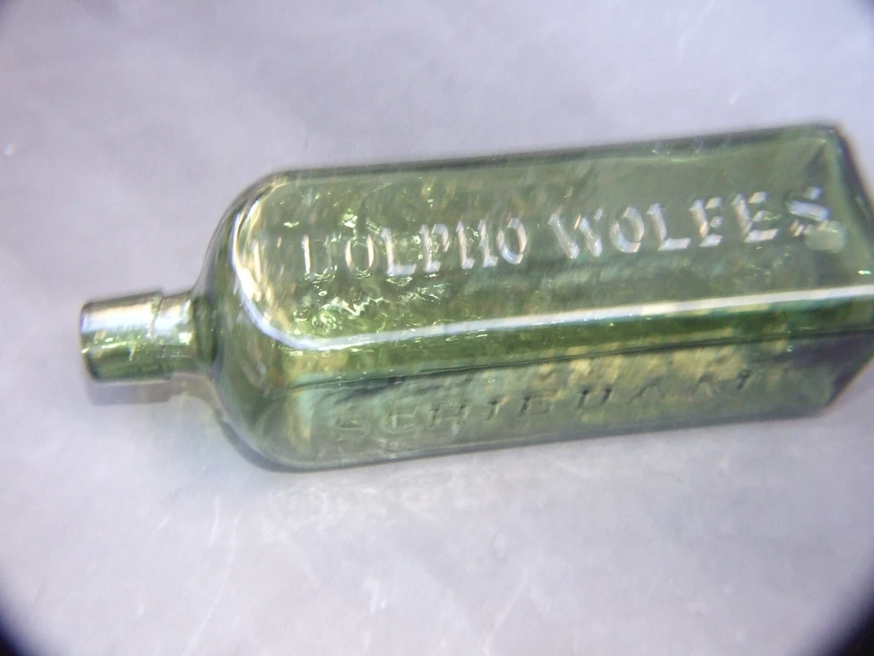 Antique 9'' H Bottle Green Glass Aromatic Schnapps Udolpho Wolfe's Schiedam VGC, - Image 2 of 4