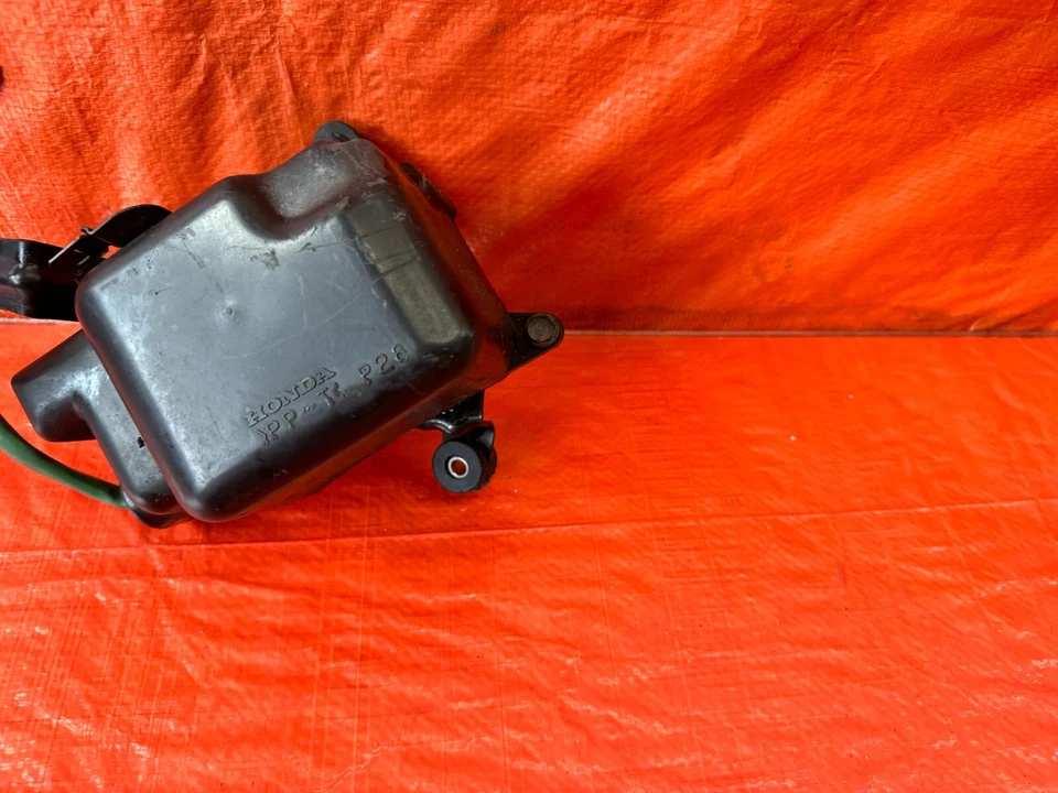 94-01 ACURA INTEGRA - MÓDULO ACTUADOR DE CONTROL DE CRUCERO - FÁBRICA OEM OE 229 Foto 2 de 4