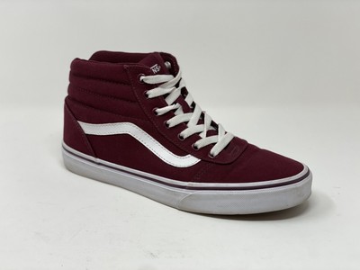 maroon skate shoes