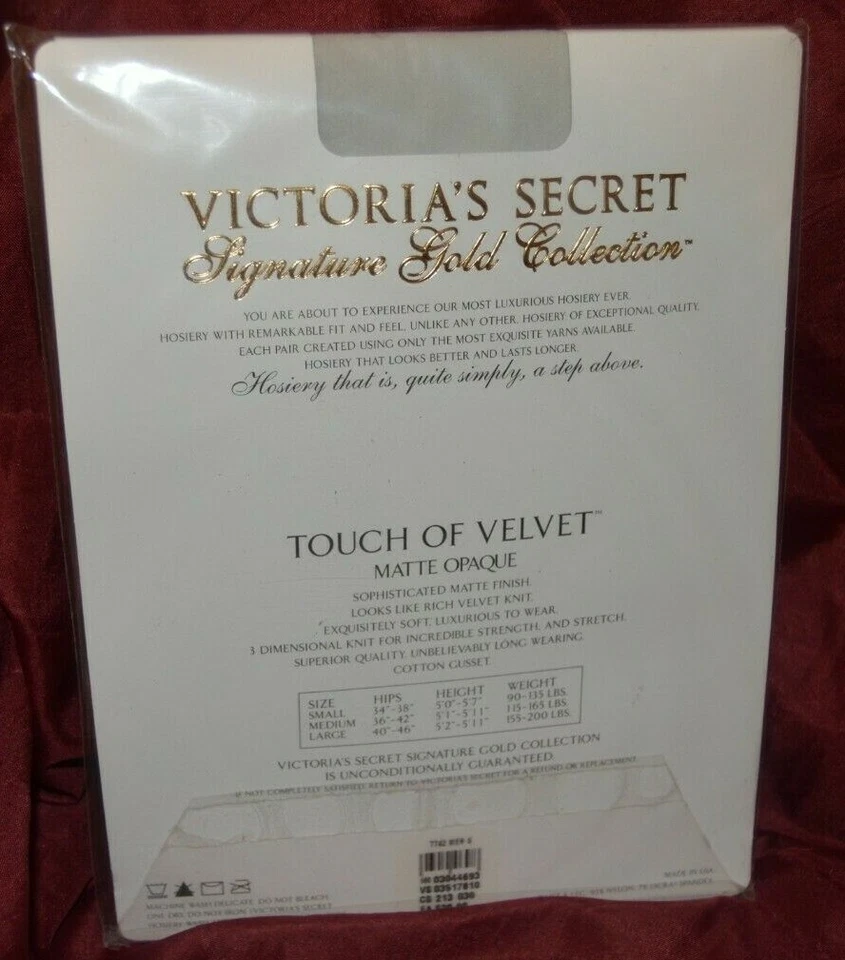 Pantimedias Victoria Secret FIRMA GOLD TOUCH TERCIOPELO OPACO Mercury PEQUEÑAS H20 Foto 2 de 2