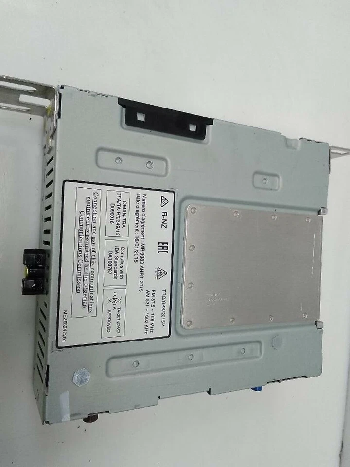 281151342R radio per RENAULT ESPACE V (02.2015- ) 1598 CC 160 CV (118 1078415 - Immagine 3 di 4