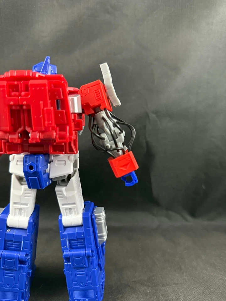 Battle Damaged Arm for Studio Series Optimus Prime  *Accessory Only - Image 4 of 4
