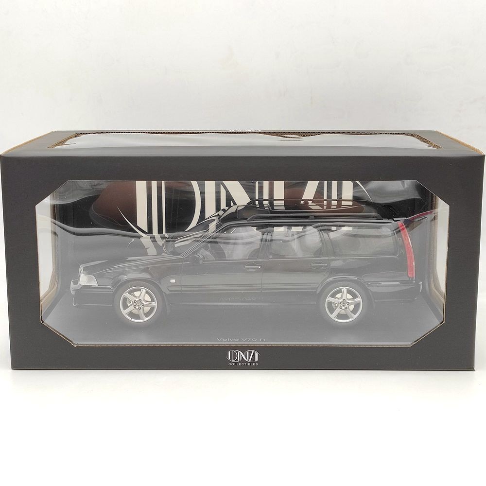 Volvo V70 R P80 1998 1:18 noir DNA000232 voiture miniature suédoise LHD