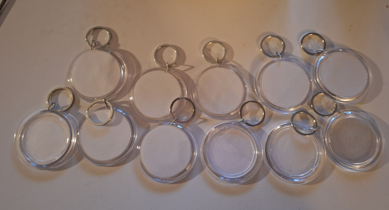 11 Round Blank Clear Acrylic Keyring Keychain 2.25" Photo Insert 2.75" diameter