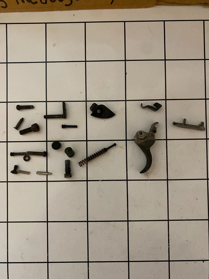 Polímero Taurus TheJudge 45 LC/410 GA.Mano de gatillo.Tope de cilindro. y más Foto 3 de 3