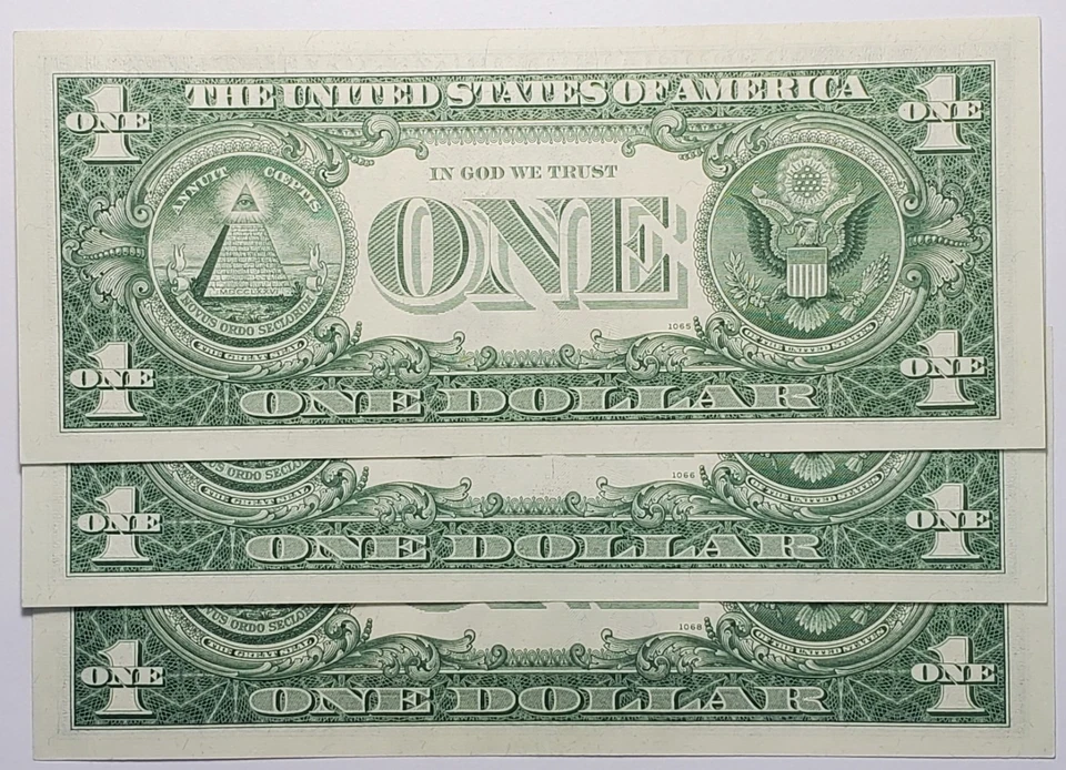 Lot of (3) GEM Uncirculated in Sequential 1963 B $1 Green Seal Notes - Image 2 of 2