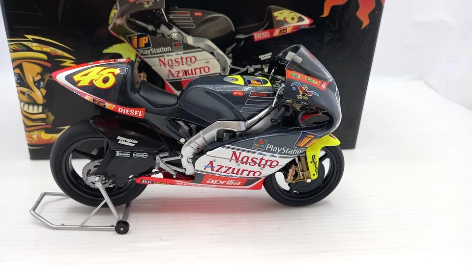  MIN122990086 Minichamps Aprilia 250ccm Valentino Rossi 1999 1/12 - Immagine 3 di 4
