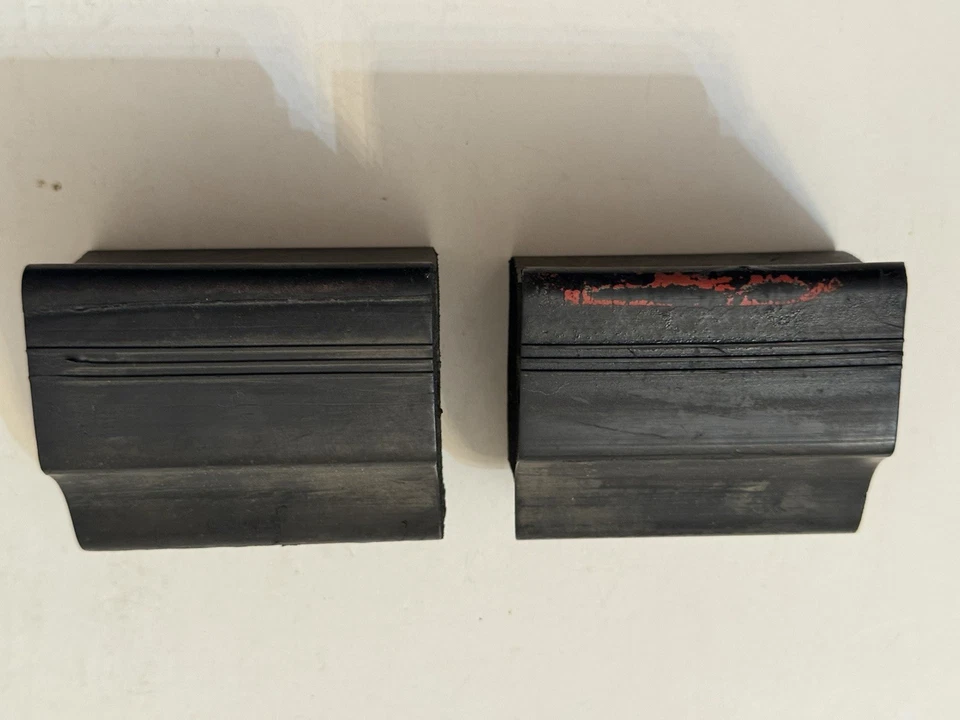 1968 Pontiac, Lemans, Tempest, GTO Rear Bumper, Rubber Impact Bumpers 2pc Foto 2 de 4