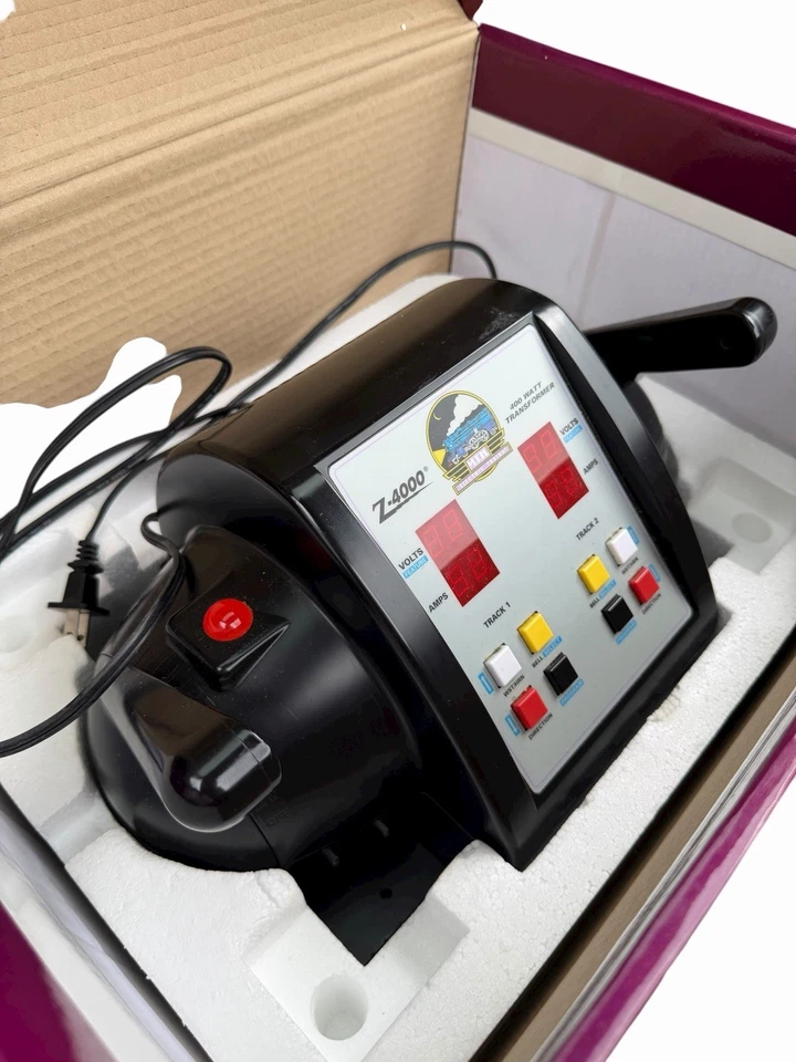 Transformador de hobby MTH Railking Z4000 doble control 400 W 40-4000 LN-O/calibre #2 Foto 2 de 4