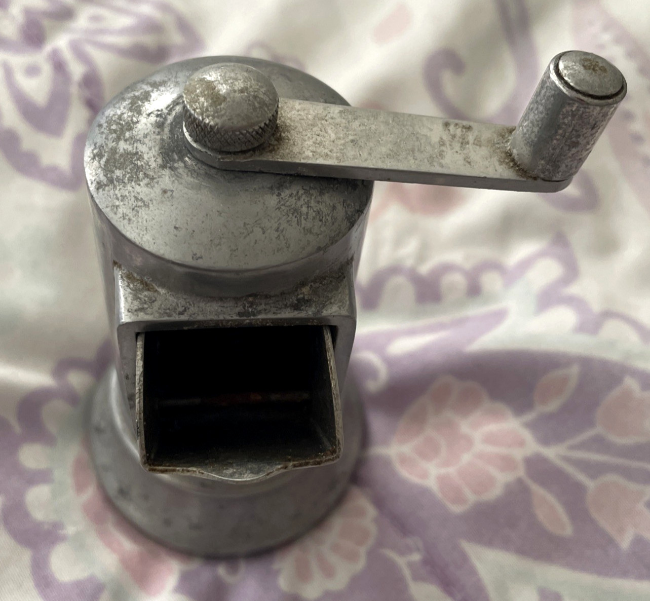 PERFEX ~ Aluminum ~ PEPPER MILL GRINDER ~ Made In France ~ Vintage ~ 4 Inches ~