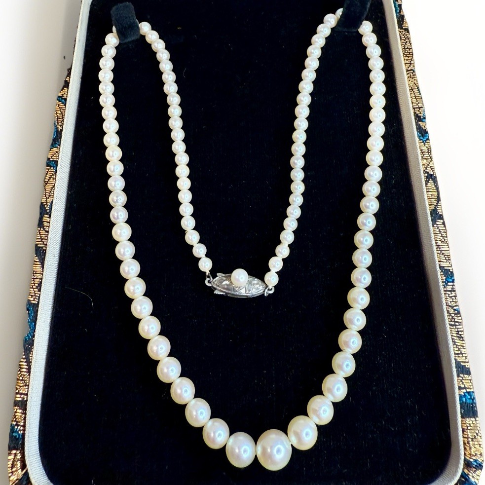 Vintage Akoya Cultured Pearl Necklace | Sterling Silver Clasp | Mint in Original