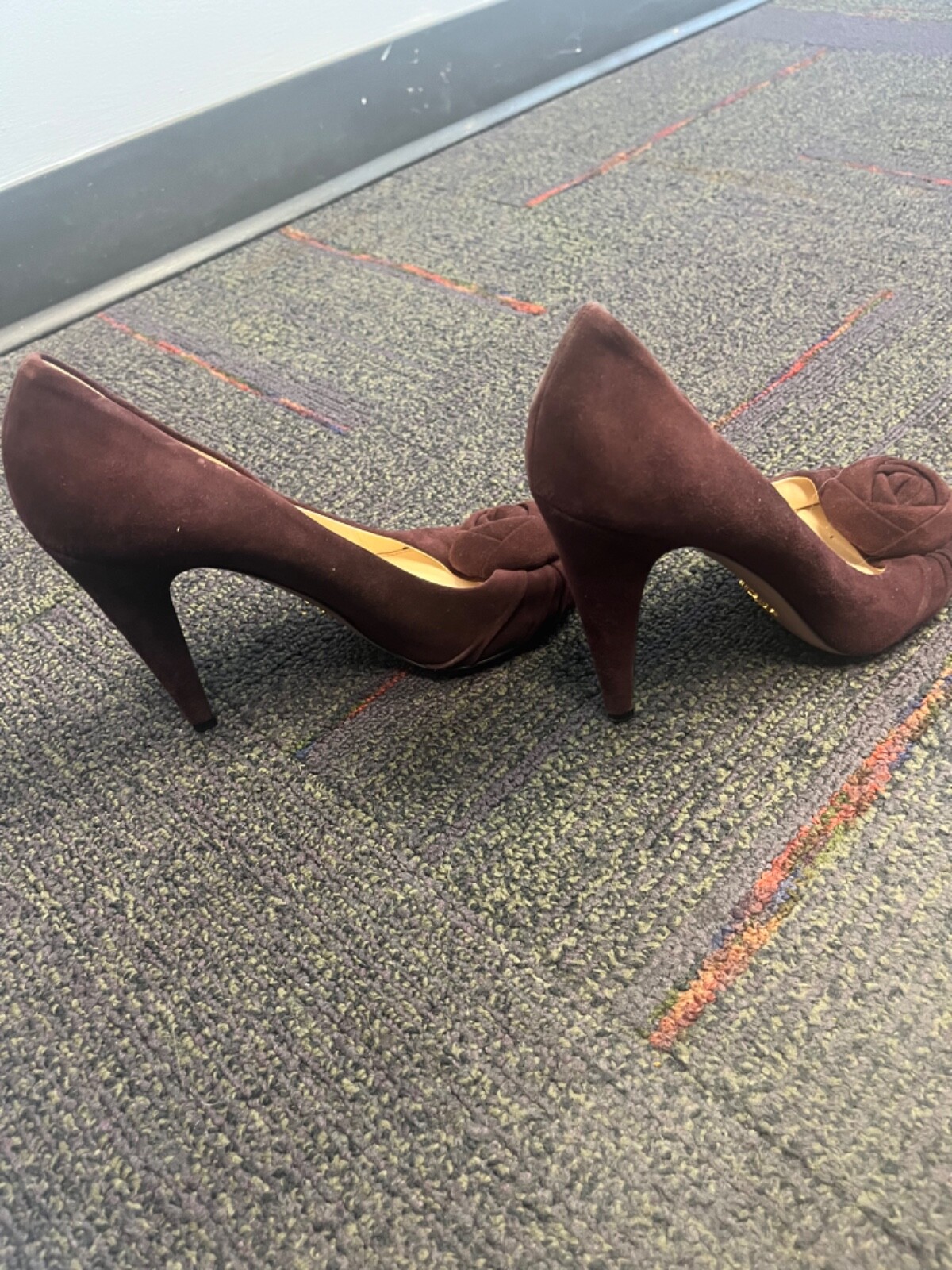 Prada womens suede peep toe shoes size 9