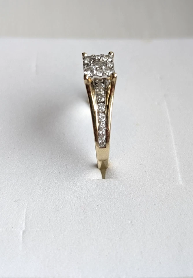 0.75 c. t.w. diamond 14k yellow gold  ring , size 7.5, 8mm princess cluster set. - Image 3 of 4