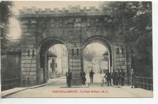 VERDUN - Meuse - CPA 55 - la porte Saint Paul - militaires