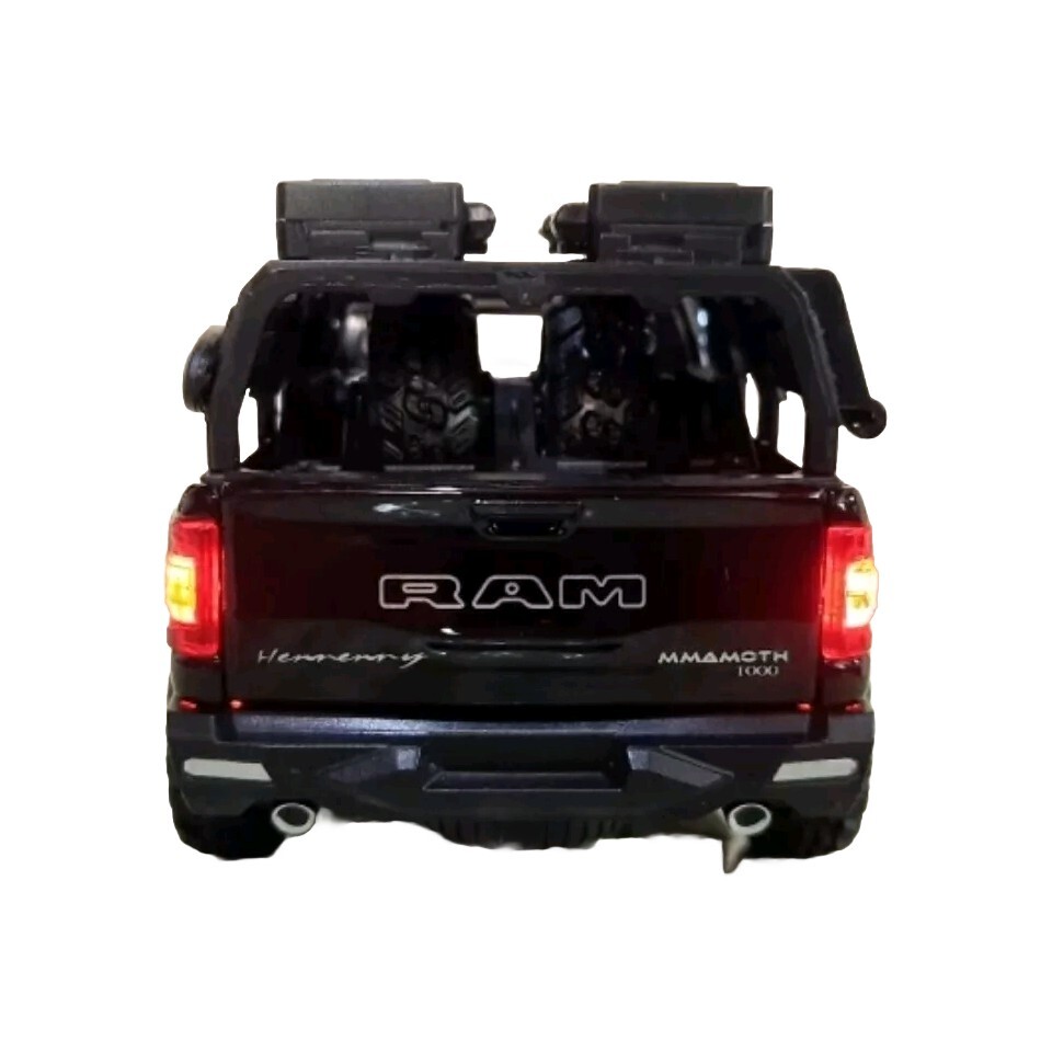 RAM 1000 TRX Mammoth Modellauto - Detailreiches Sammlerstück Im Maßstab 1:32