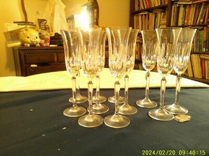 9.75-inch Unmarked Crystal Footed Flute Champagne Glasses