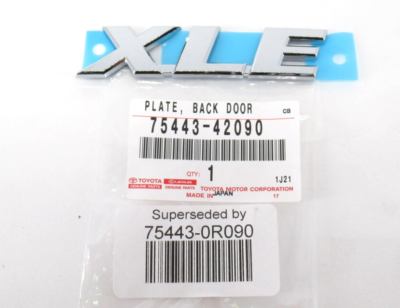 Genuine OEM Toyota 75443-0R090 