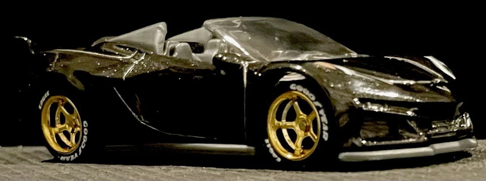 Matchbox 2023 Chevy Corvette Z06 Convertible PERSONALIZADO Rueda y Neumático Real Riders  Foto 3 de 4