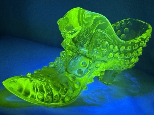 FENTON  Vintage Vaseline Glass Hobnail Opalescent  Cat Head Slipper