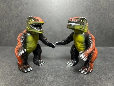 Marmit 1998 Baby Godzilla Juego de 2 Sofubi 5" Figura Vinilo Suave Vinyl... - Imagen 1 de 4