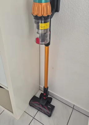Allternative zum Dyson V15 Detect Absolute 2 xbenutzt wie NEU OVP Zubehör Akku