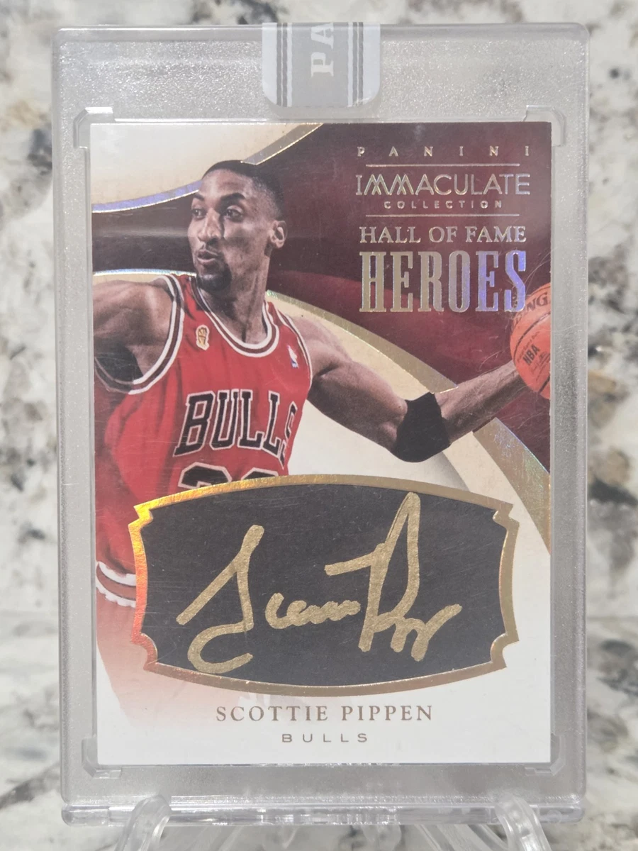 Panini Scottie Pippen Basketball Autographed Sports Trading Cards