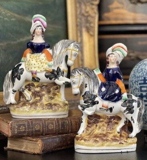 Rare Original 19C English Staffordshire Equestrian Royal Horse Mantle Pair 7.5”