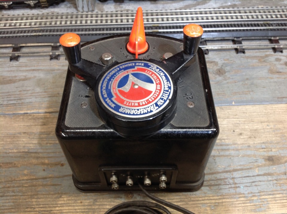 Vintage 1950's Lionel Trainmaster Type Kw 190-watt Transformer In Vg Preowned Condition. Auction Vintage 1950's Lionel Trainmaster Type Kw 190-watt Transformer In Vg Preowned Condition. Auction