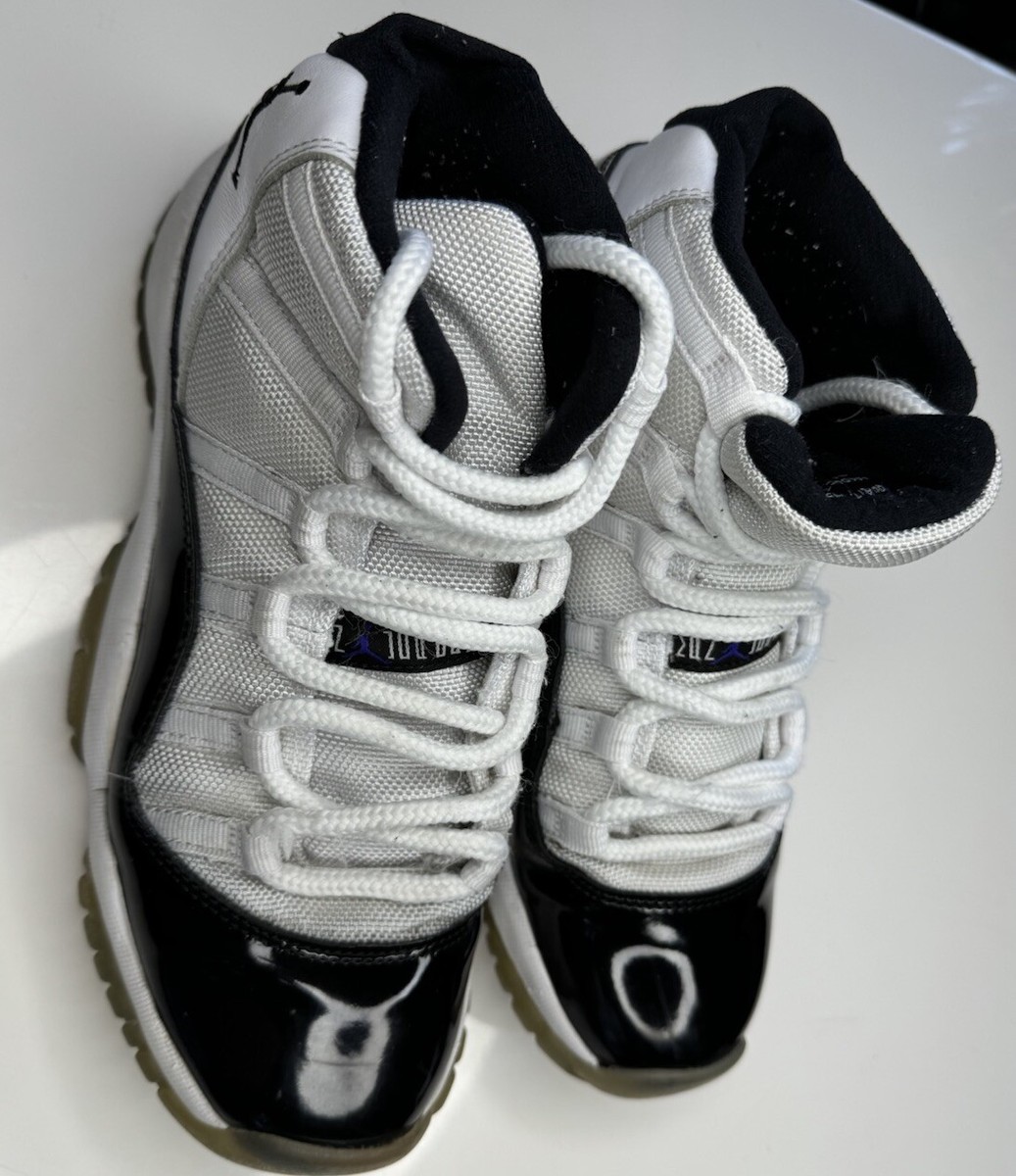 Size Jordan 11 Retro High Concord
