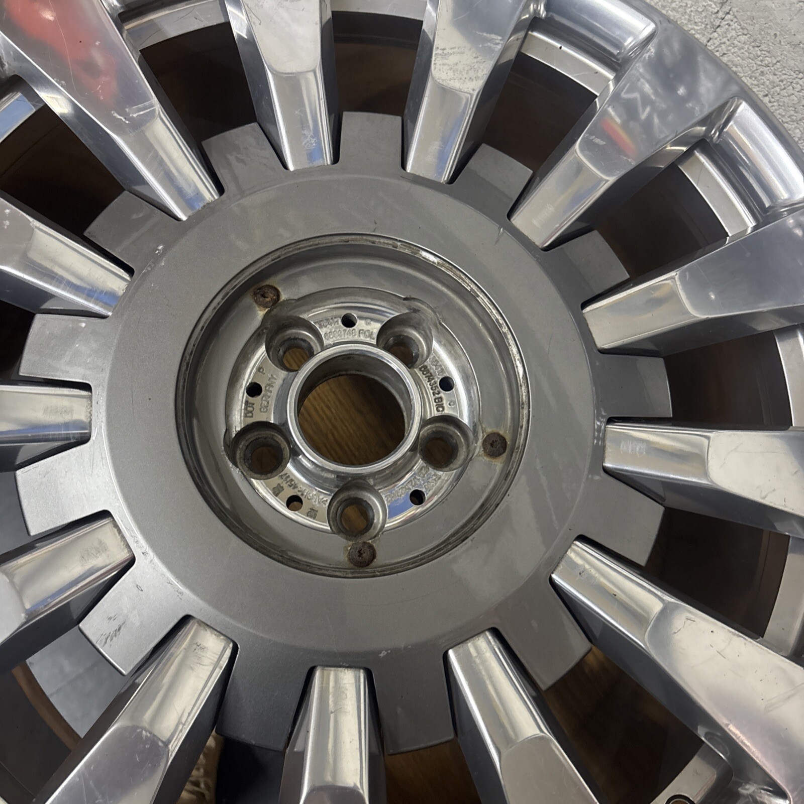 Rolls Royce Phantom 8 Wheel 9.5 X 22 #2314