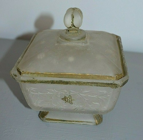 Ancienne Bonbonnière Opaline