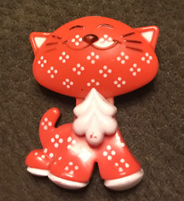 1973 AVON FRAGRANT GLAC PIN - CALICO CAT