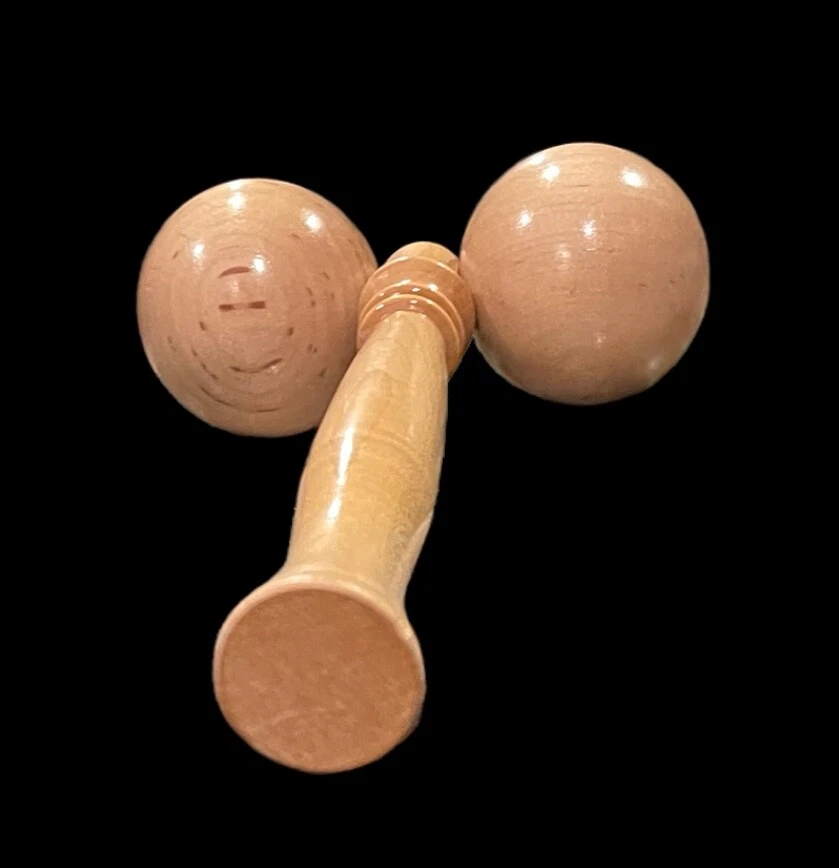 Masajeador corporal 9x5 pulgadas doble bola rodillo de madera maciza con mango Foto 4 de 4