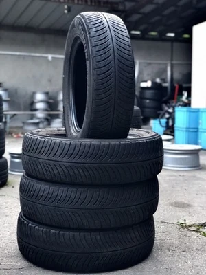 ✅4x 215/65R17 M+S  MICHELIN 5mm! 2021❄️ Schnee Symbol Und Felgenschutz - Bild 1 von 4