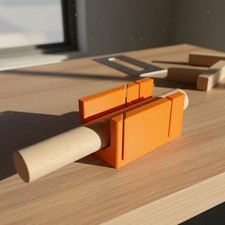 S&auml;gef&uuml;hrung mit 45&deg; und 90&deg; Modulen einfache Bedienung Gehrungss&auml;ge-Hilfe