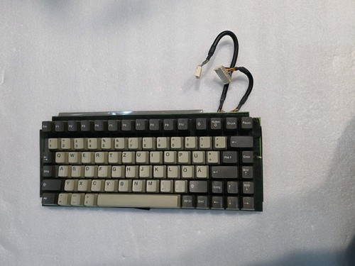 Tastatur für einen Highscreen Laptop 8100 Retro Notebook Ersatzteil