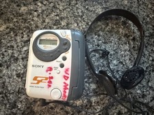 Sony S2 WM-FS222 Portable Cassette Walkman White with Original Headphones