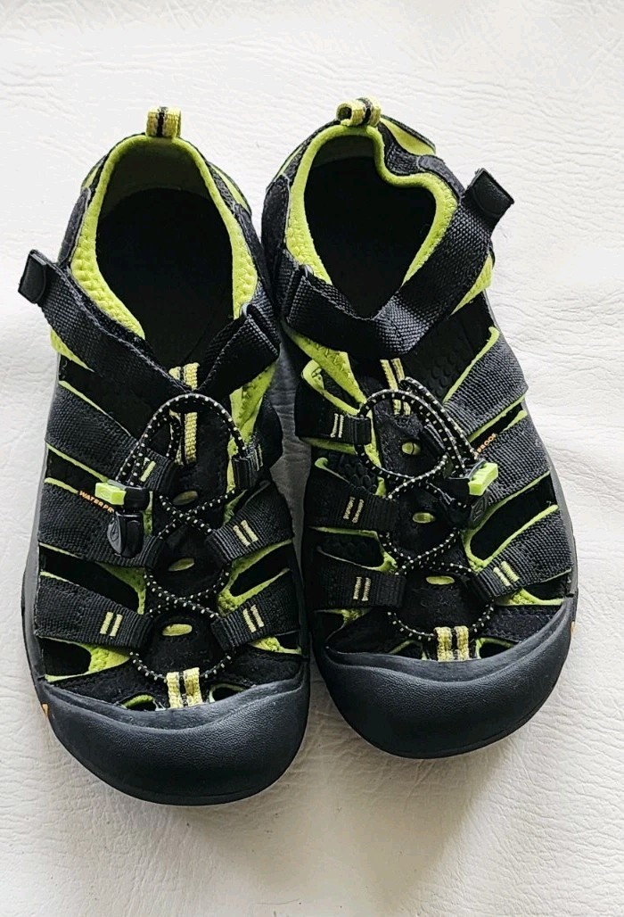 Sandalo Keen Newport taglia 6y nero verde scarpa avventura outdoor
