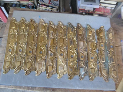 "63314" LOT DE 11 PLAQUES DE PROPRETE DE PORTE EN LAITON MASSIF OU BRONZE DORE - Photo 1/3
